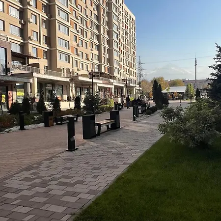 Уютная Квартира В Жк Rams City Almaty Exterior photo